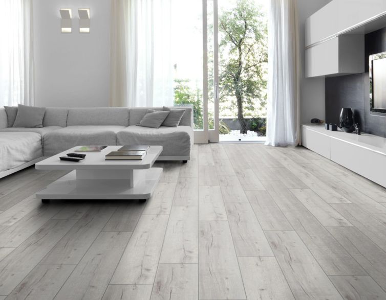 Modern Minimalist ()