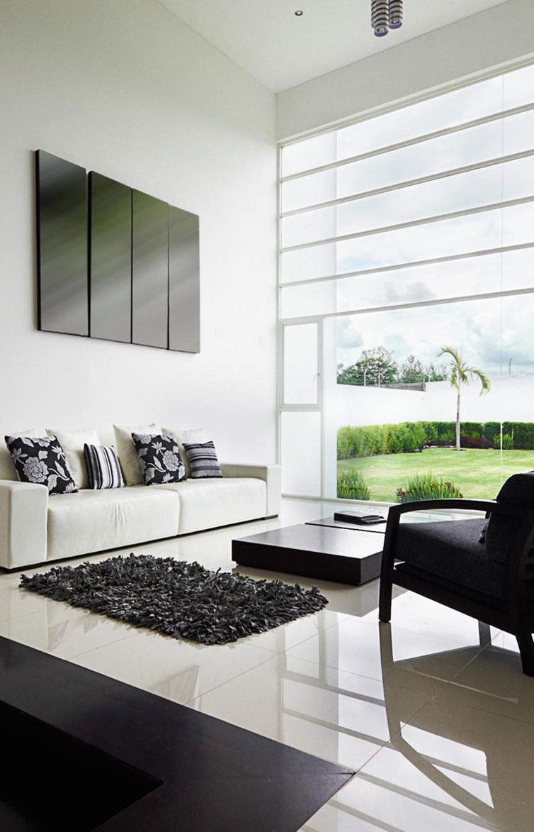 Modern House ()